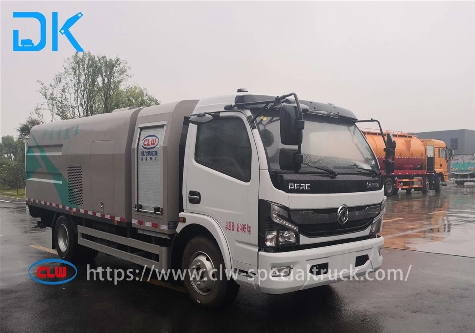 9-ton guardrail washing truck front left