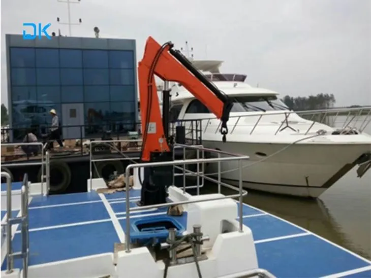 Marine Straight Boom Crane